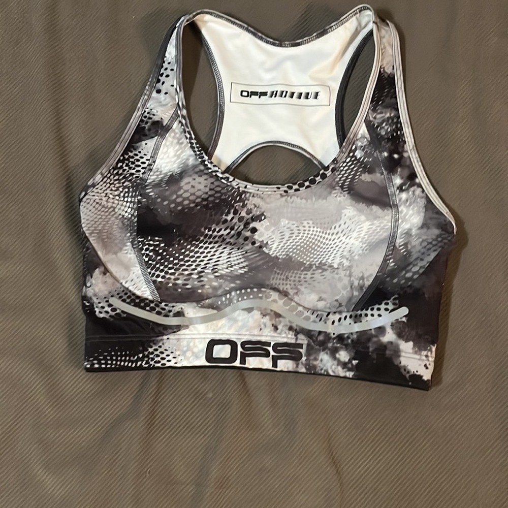 Off White Active Set - image 3